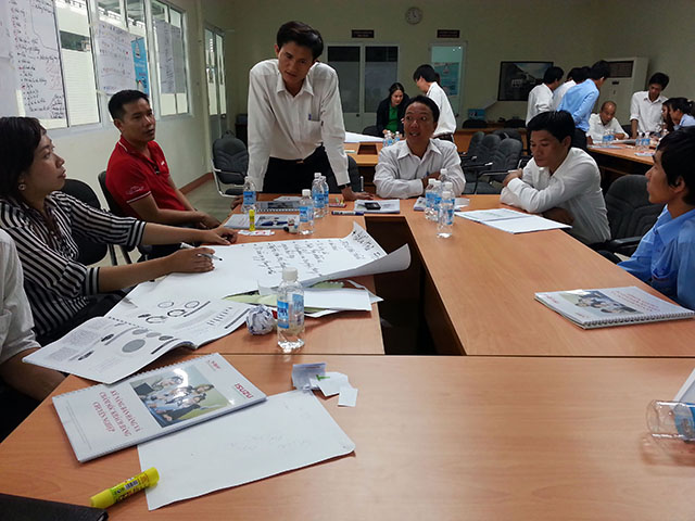Kỹ năng bán hàng & chăm sóc Khách Hàng chuyên nghiệp - ISUZU (25 & 26.09.2014)